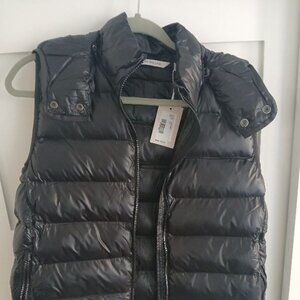Black Puffer vest with detachable hood.